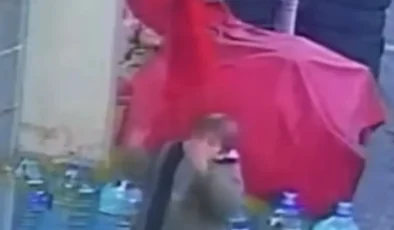 BARTIN ÇOCUĞU BAYRAĞINA VATANINA AŞIKTIR AŞIK..