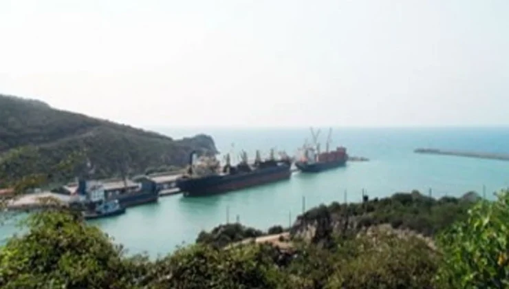 Bartın Limanı’ndan bir yılda 213 milyon dolar ihracat, 212 milyon dolar ithalat yapıldı